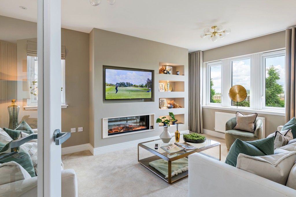 Property photo 2 of 17 West Craigs