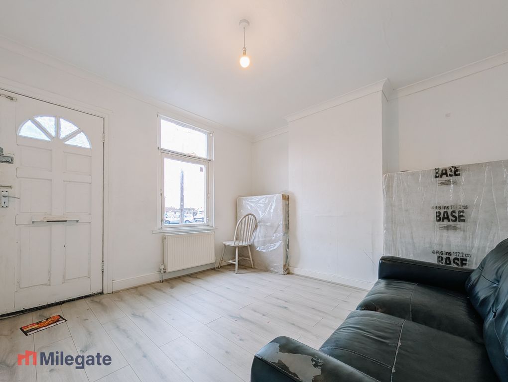 Property photo 3 of 13 Photo 3