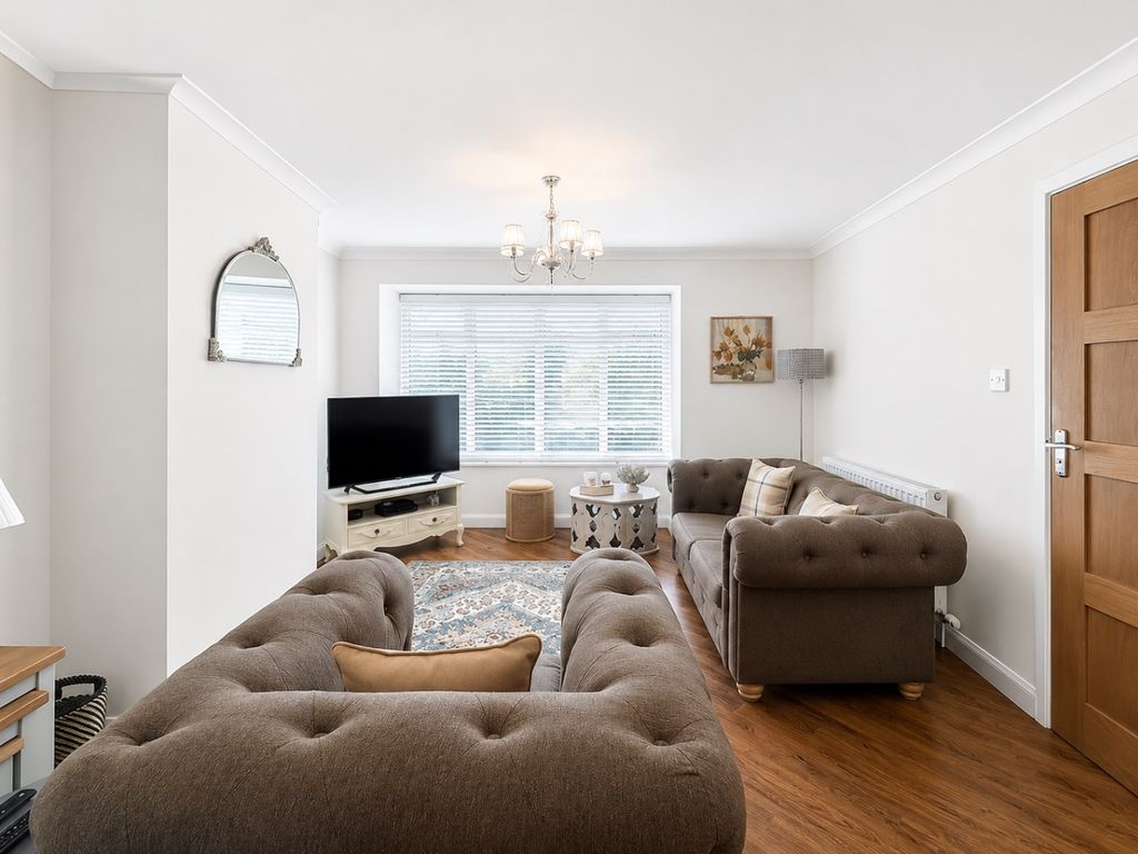 Property photo 3 of 15 5175243