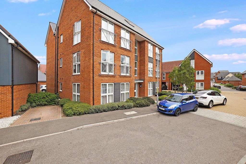 Property photo 1 of 15