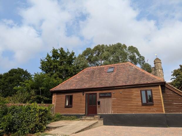 Property photo 1 of 8
