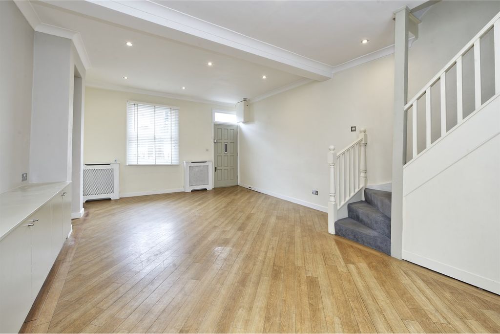 Property photo 1 of 6 (Main)