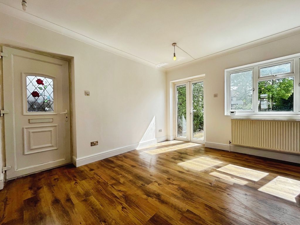 Property photo 2 of 13 Pbox-Img.Jpg