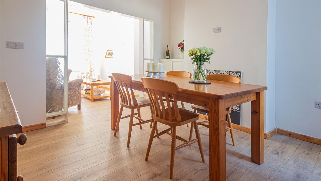 Property photo 3 of 12 34-3.Jpg