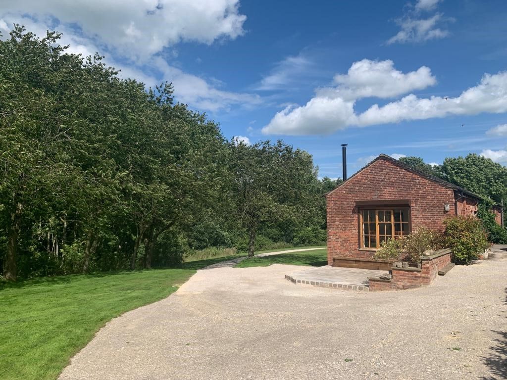 Property photo 2 of 13