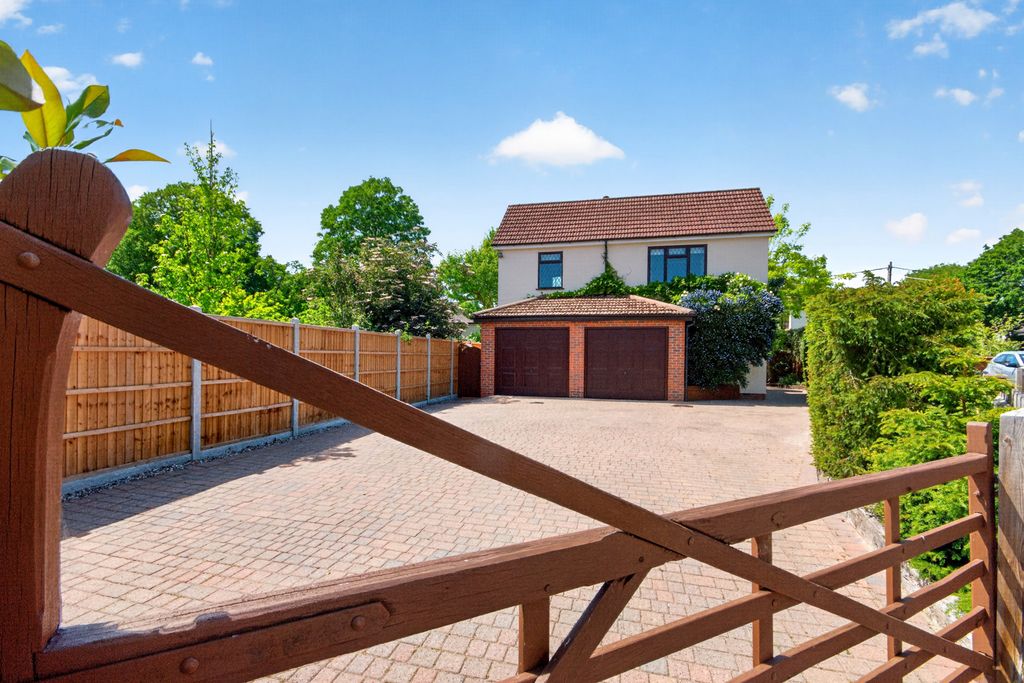 Property photo 1 of 20 Pbox-Img.Jpg