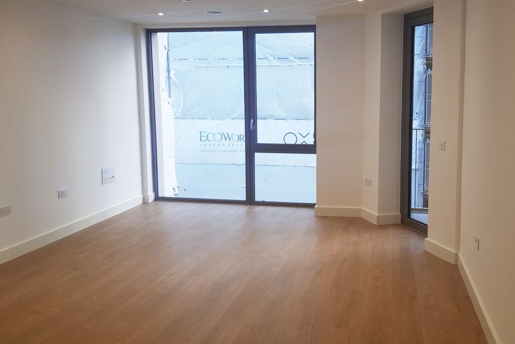 Property photo 2 of 6 Dress Makers Court,