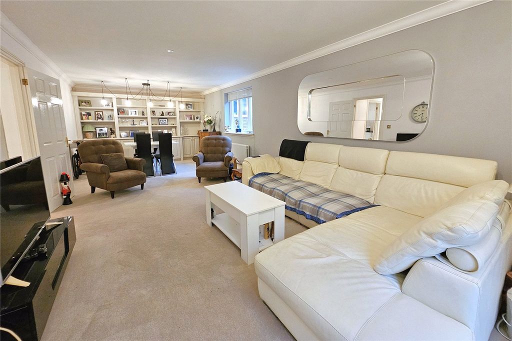 Property photo 3 of 12 Picture No. 04