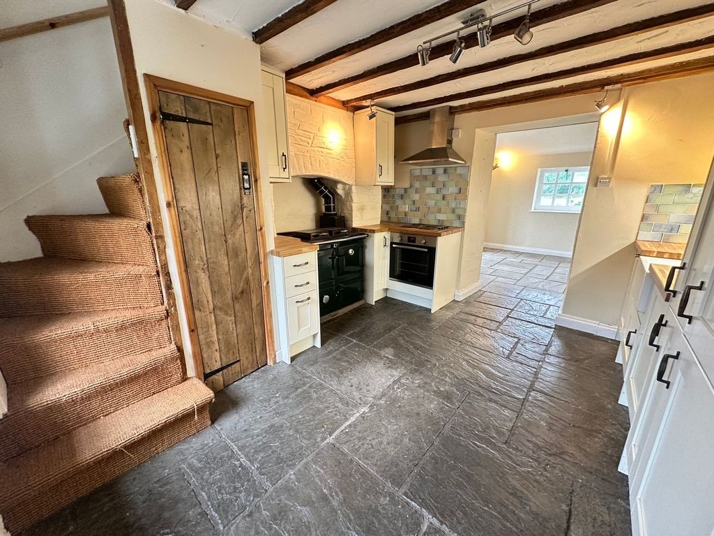 Property photo 2 of 23