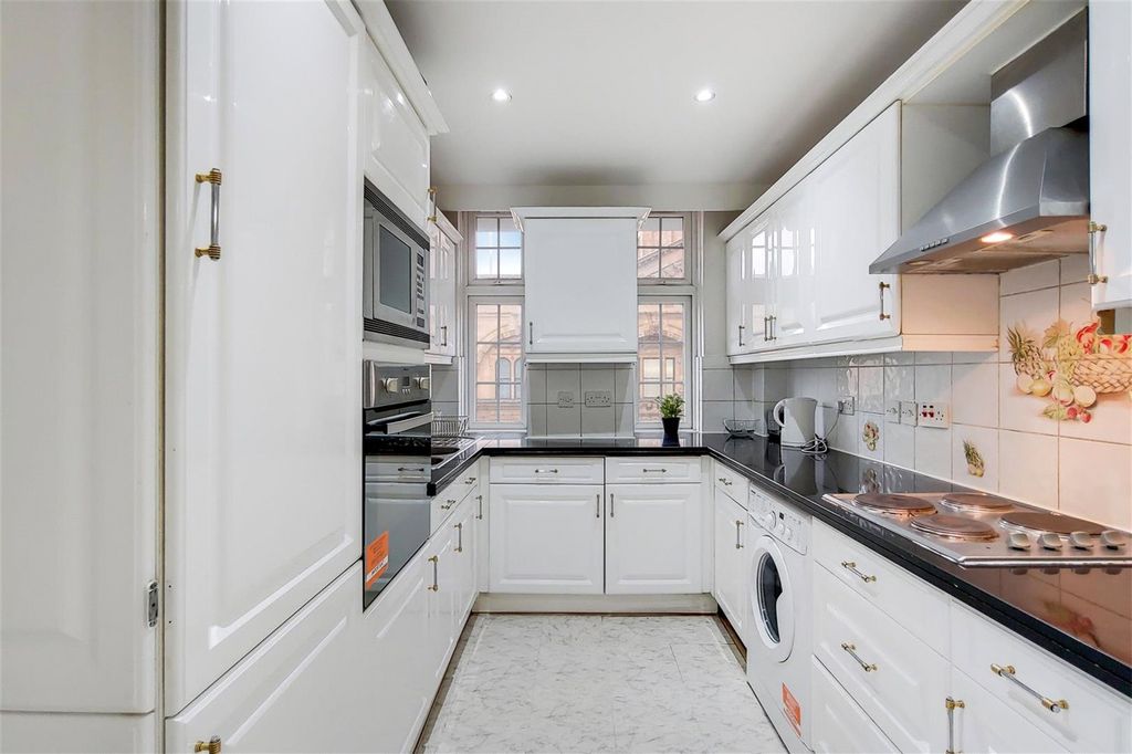 Property photo 3 of 12 3_Kitchen-0.Jpg