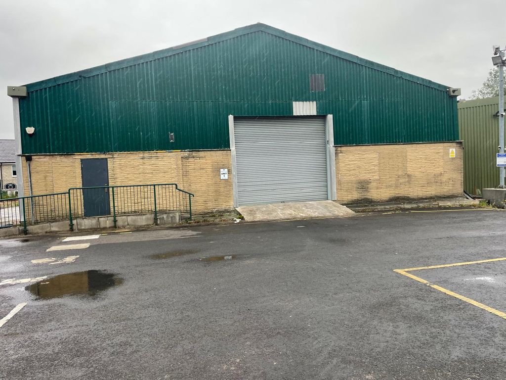 Property photo 2 of 4