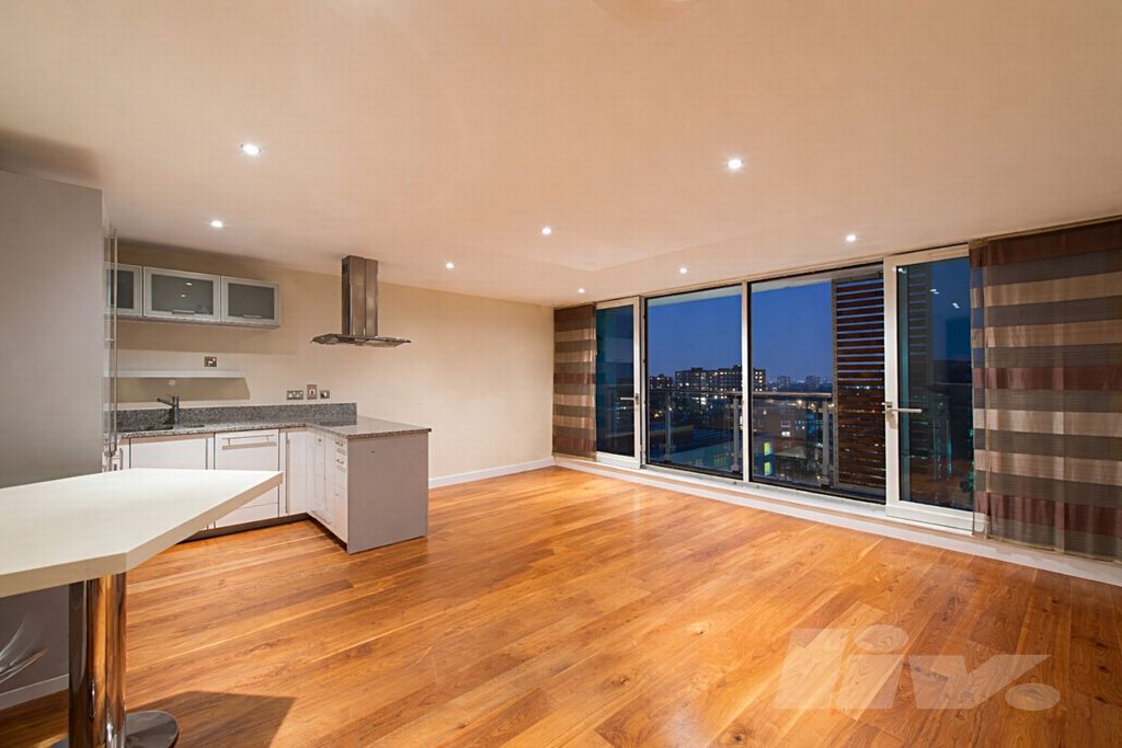 Property photo 1 of 7 Photo 2