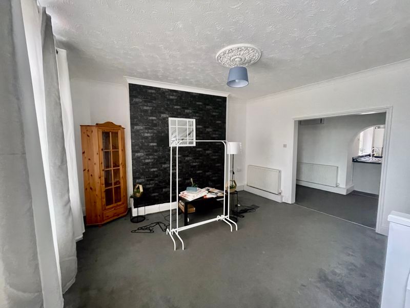 Property photo 3 of 9 Photo 3