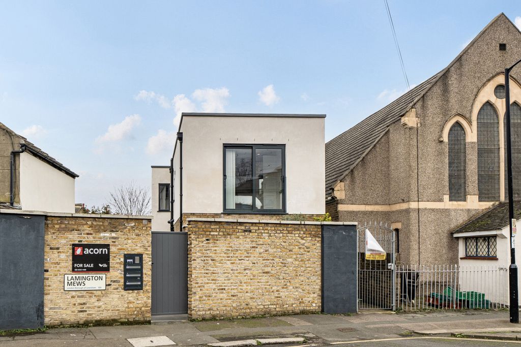 Property photo 1 of 14 1411117-17-699c43...