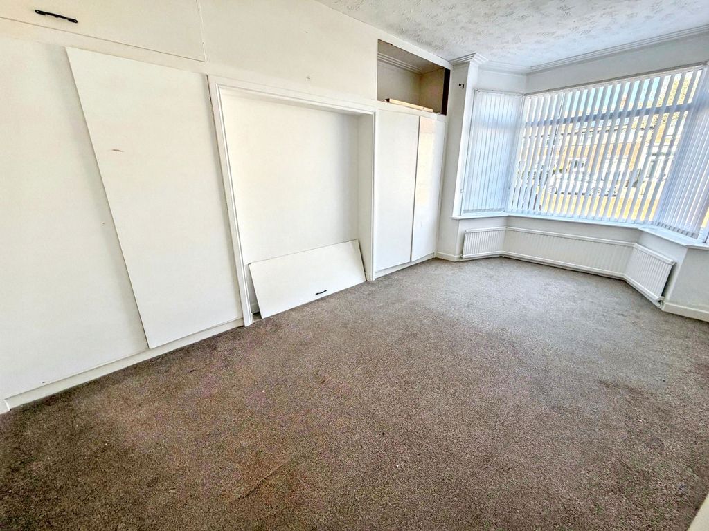 Property photo 3 of 9