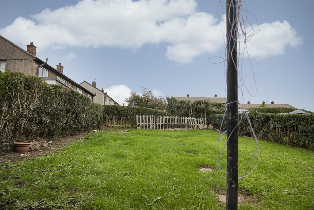 Property photo 2 of 22 External Details