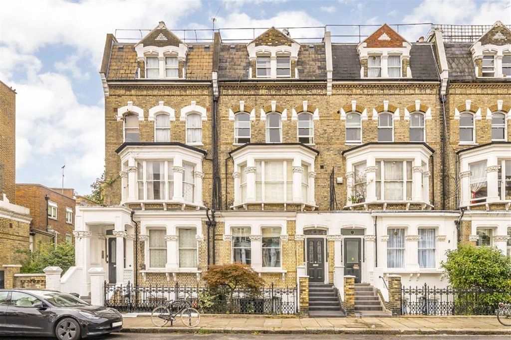 Property photo 1 of 7