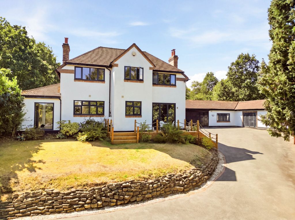 Property photo 1 of 50