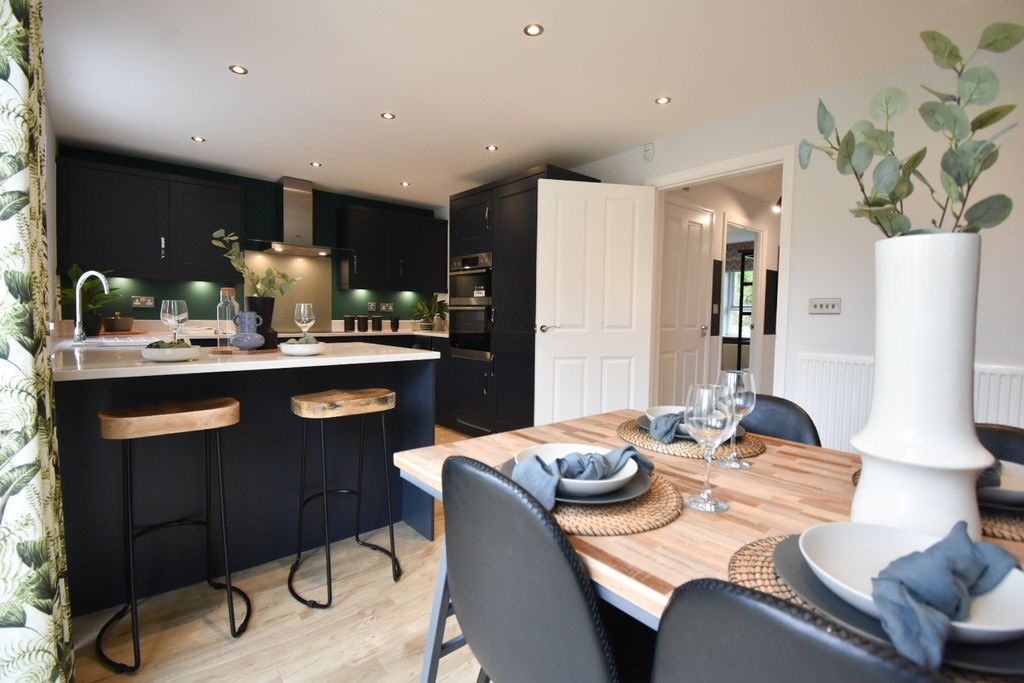 Property photo 3 of 10 Open Plan Kitchen In The Lamberton