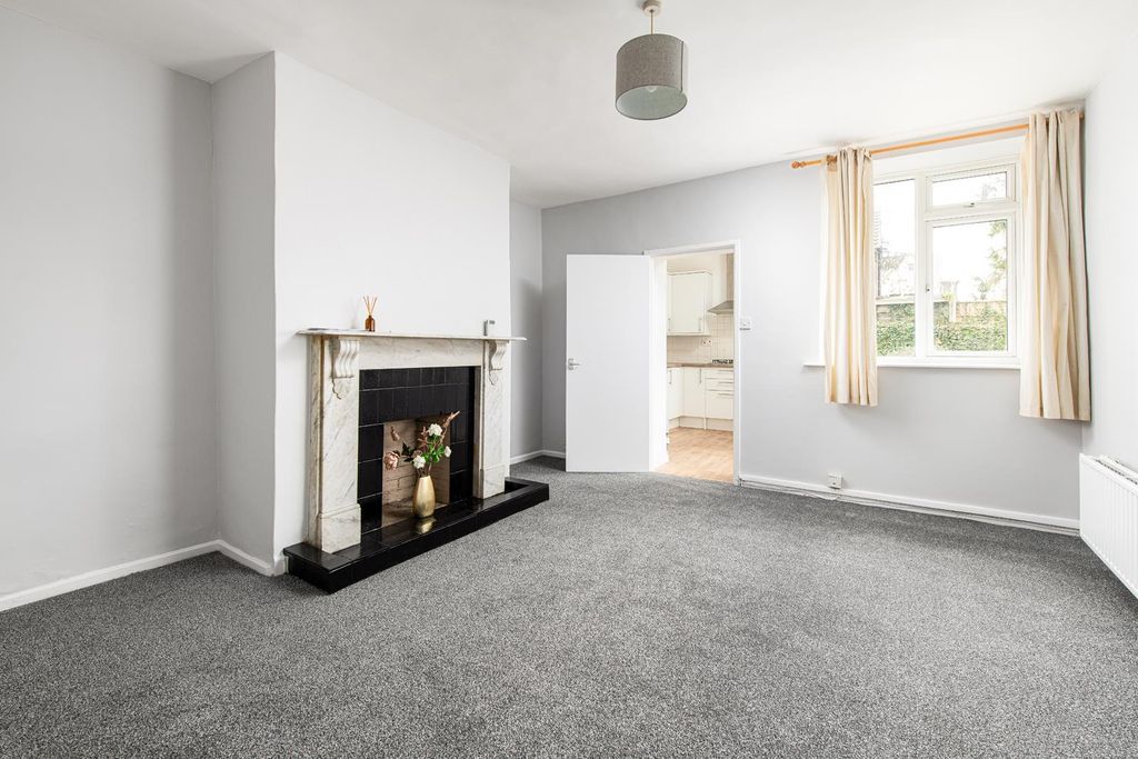 Property photo 3 of 14 Sitting_Room_1.Jpg