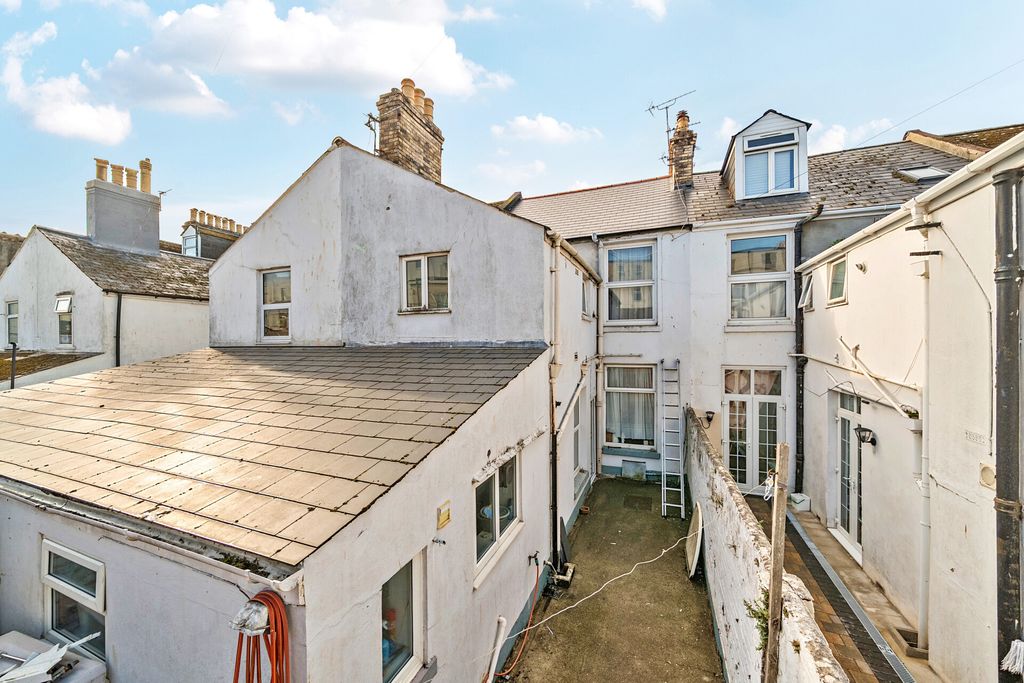 Property photo 3 of 20 1514745-2-1A0Af6B...