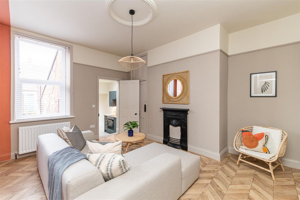 Property photo 2 of 24 Edit-7469.Jpg
