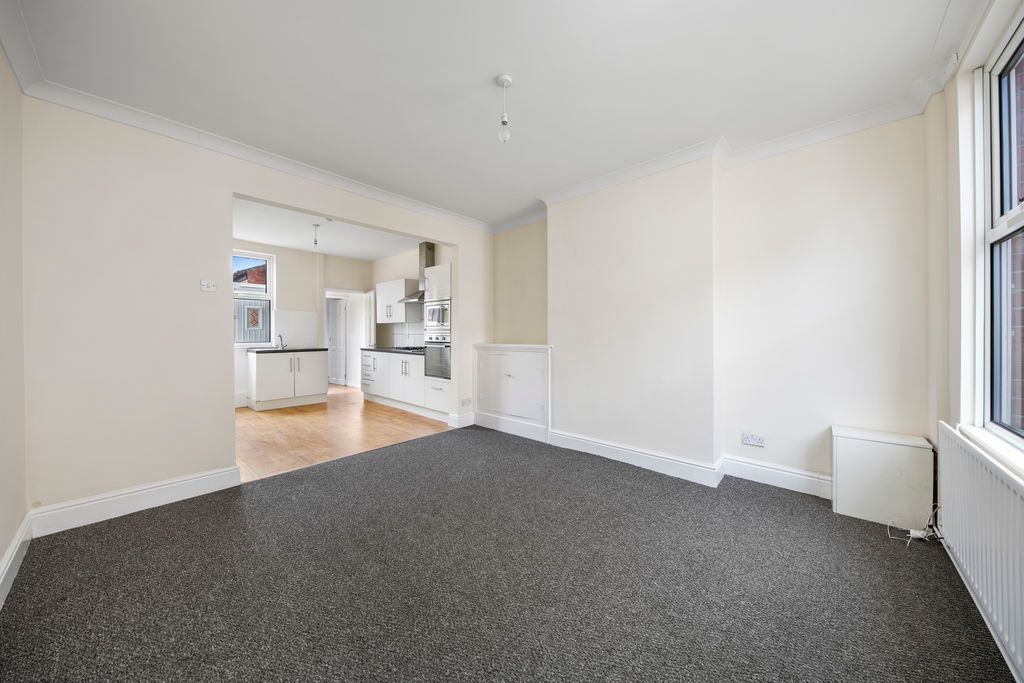 Property photo 3 of 20 Living Room