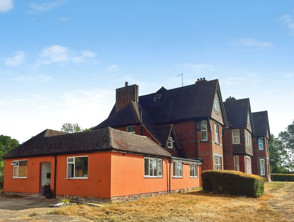 Property photo 1 of 9 5B5154A1-10Mayesfront