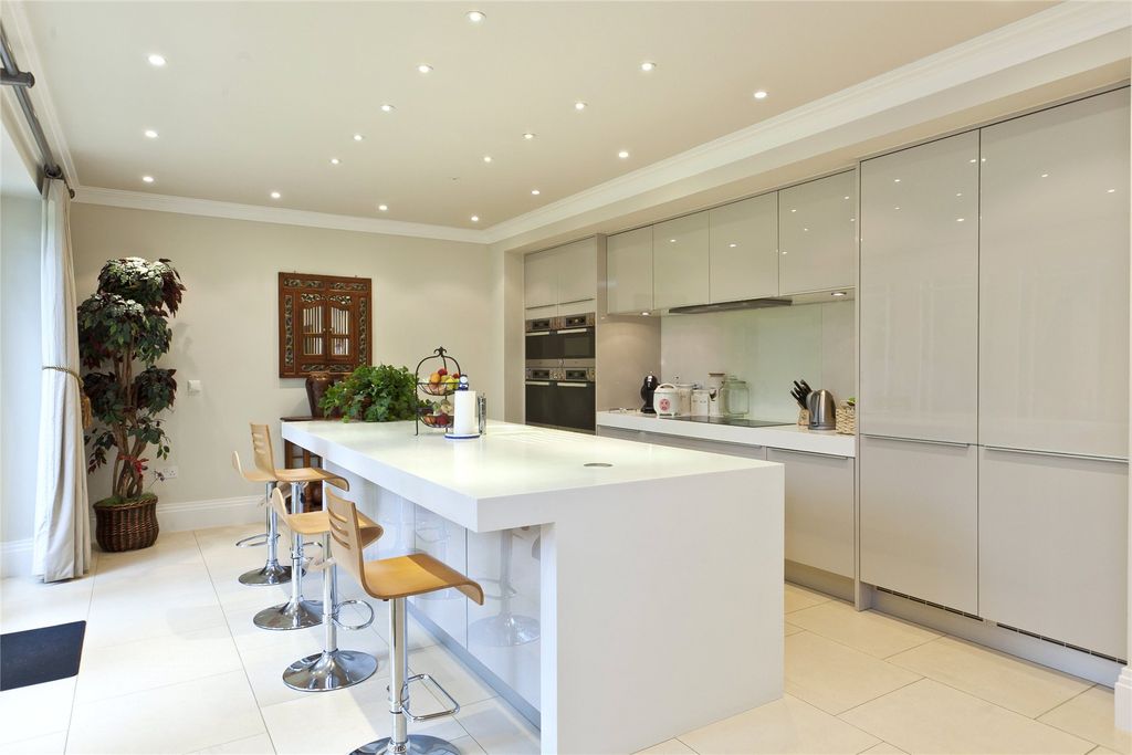 Property photo 3 of 16 Picture No. 08