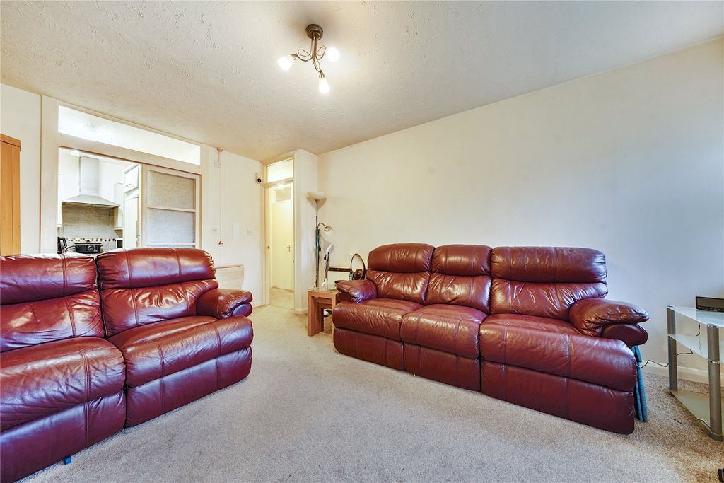 Property photo 3 of 12 Picture No. 05