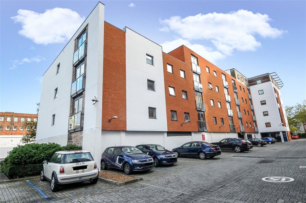 Property photo 1 of 12 56013Dd045E7A-57028(
