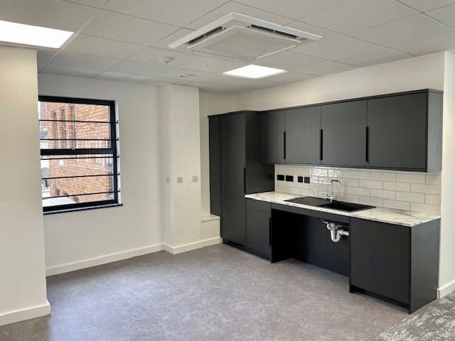 Property photo 3 of 7 Img 5Min.Jpg