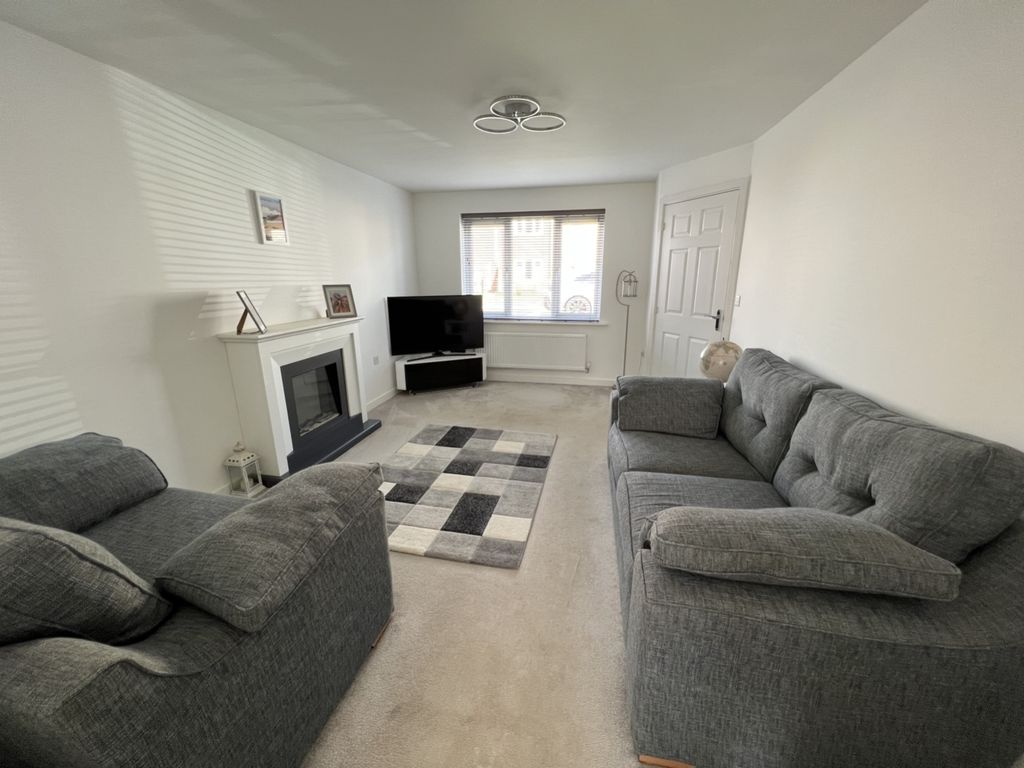 Property photo 3 of 16 Pearl 3