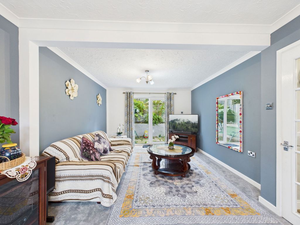 Property photo 3 of 22