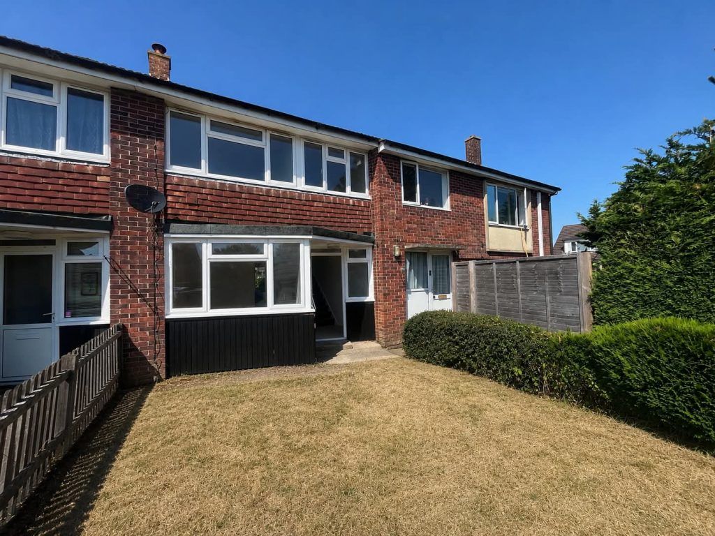 Property photo 1 of 8