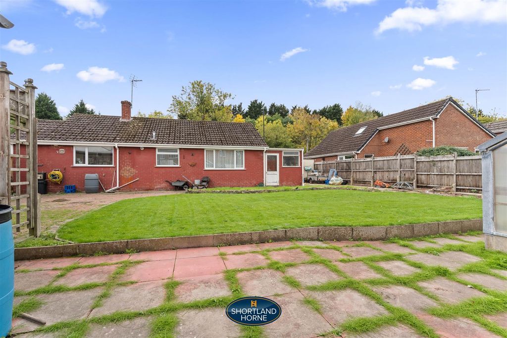 Property photo 3 of 21 952 Broad Lane (10 Of 21) - Copy.Jpg