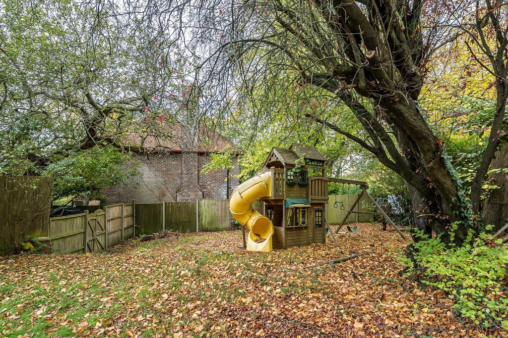 Property photo 3 of 18 1374901-23-6904E59c8Fd7B.Jpg