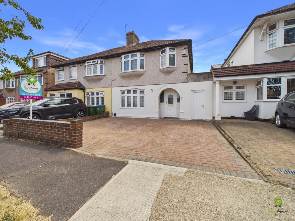 Property photo 1 of 19 Presented By Clinton At Ewemove Bexleyheath And Da