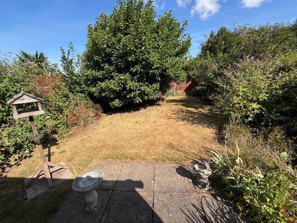 Property photo 3 of 15 Picture No. 02