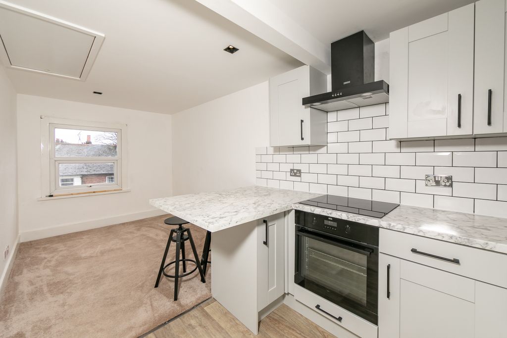 Property photo 3 of 7 2. Second Picture_Kitchen_Ac4A0920 (1)