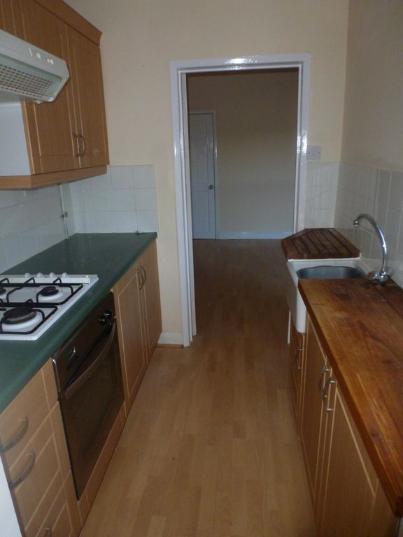 Property photo 2 of 14 Kitchen