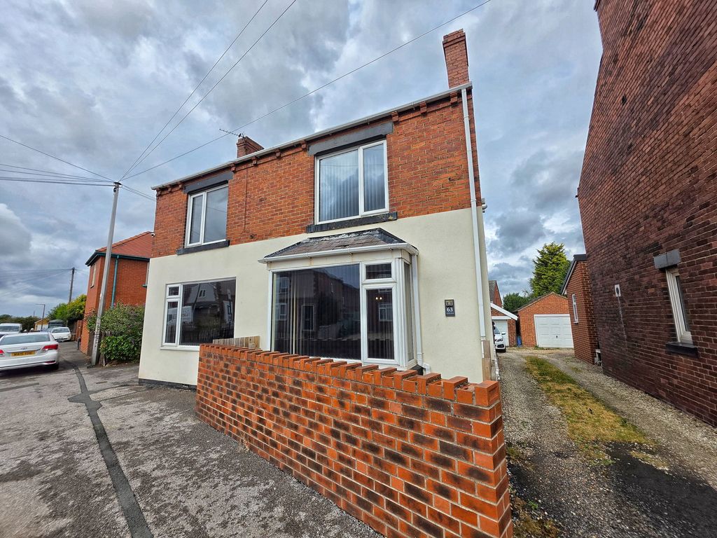 Property photo 1 of 21