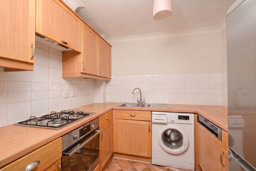 Property photo 3 of 10 Picture No. 11