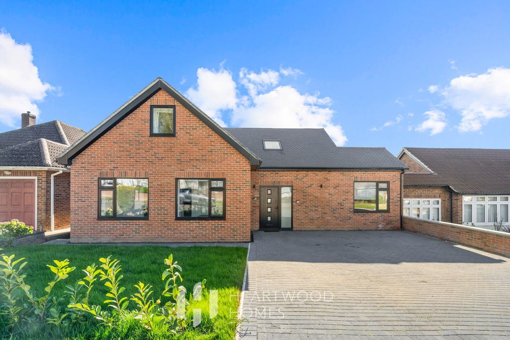 Property photo 1 of 30