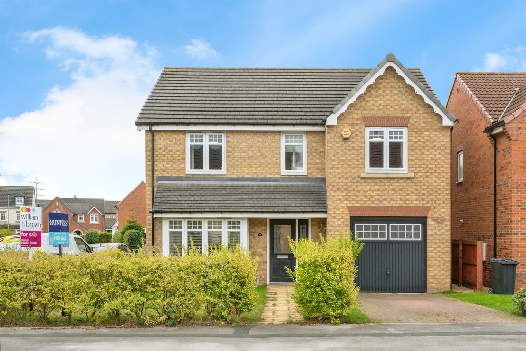 Property photo 1 of 18