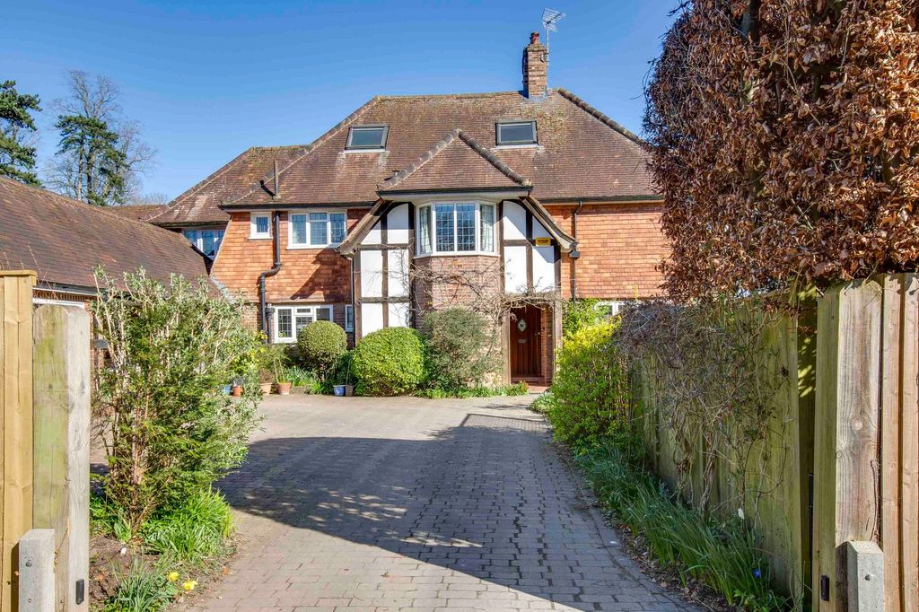 Property photo 1 of 18