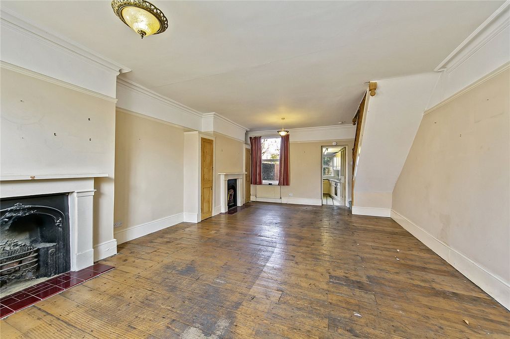 Property photo 2 of 14 Picture No. 16