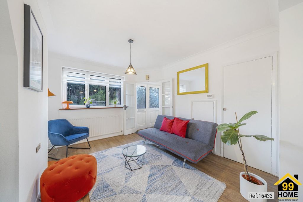 Property photo 2 of 20 Photo 1