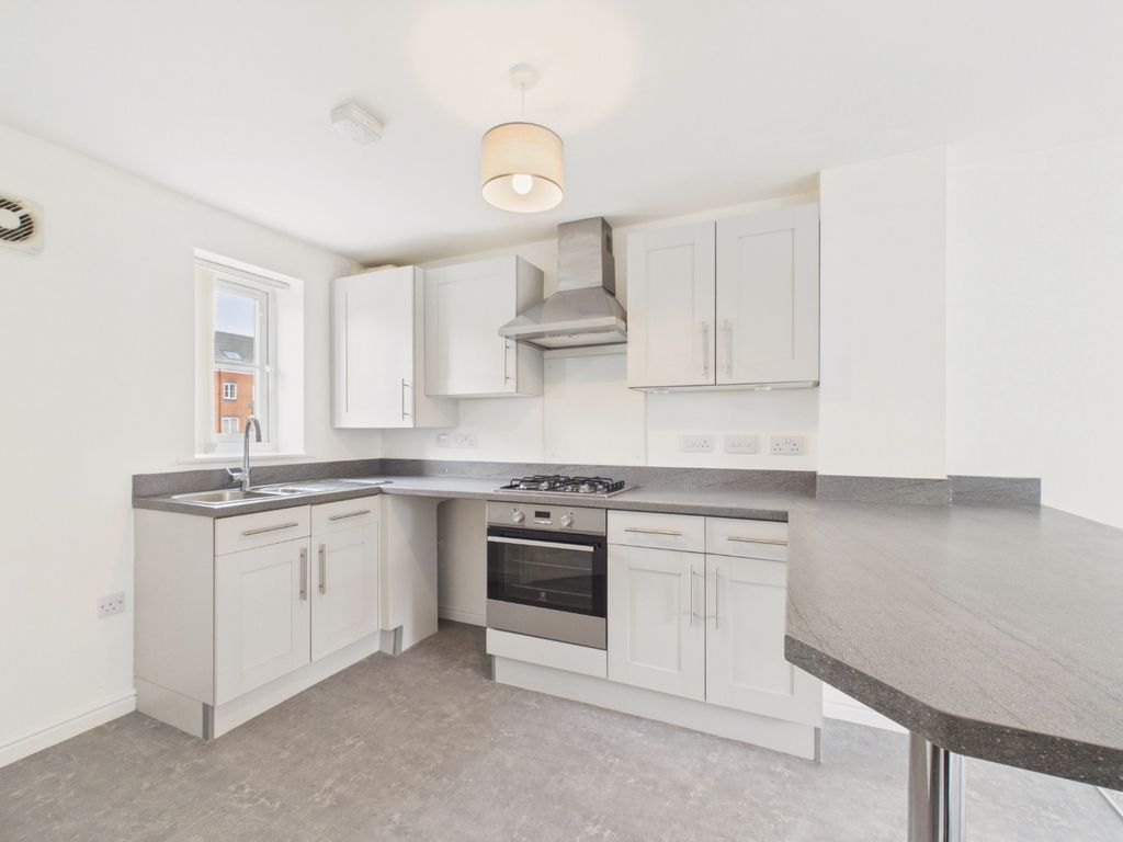 Property photo 2 of 12 5095775