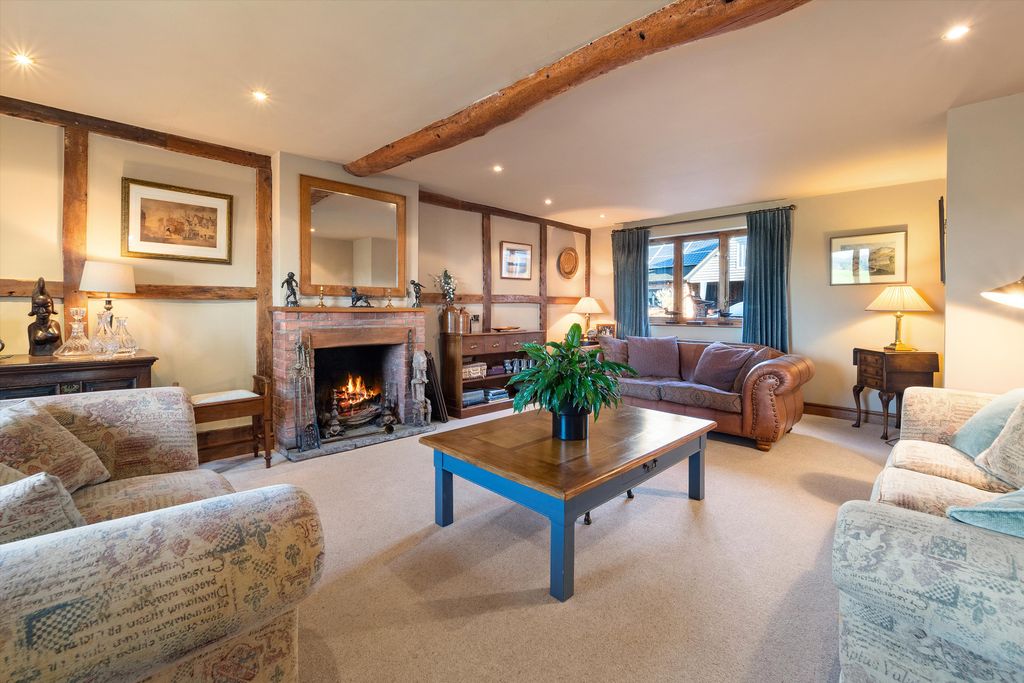 Property photo 3 of 50 Image